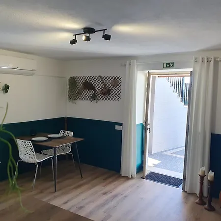 Casa D'oliveiral - Adults Only 3* Aguda (Leiria)